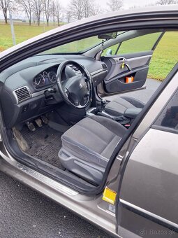 Peugeot 407 - 4