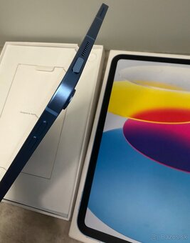 iPad 11" 128 GB WiFi Blue 2025 + Cellular - 4