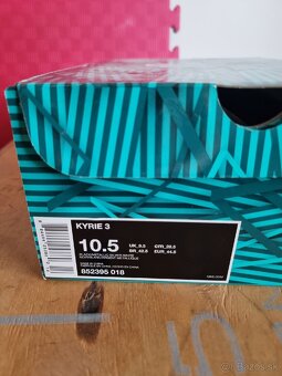 Nike Kyrie 3 - 4