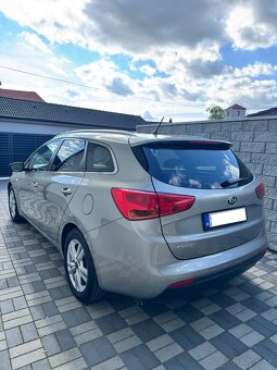 Kia Ceed kombi 1.4 benzin 6 rýchlostný - 4