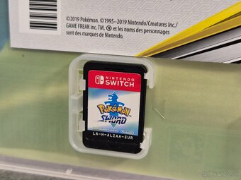 Pokémon: Sword - Nintendo Switch - 4