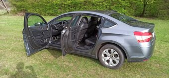 Citroen C5 (X7) 2,2 bi-turbo - 4