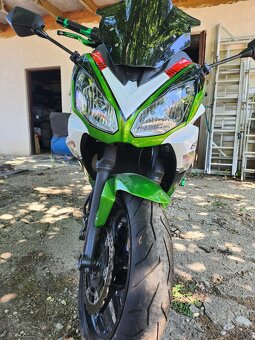 Kawasaki ER-6F 650 - 4
