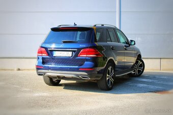 Mercedes-Benz GLE SUV 350d - 4