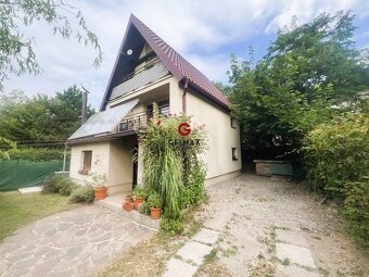 Chata ako stvorená na oddych aj bývanie – Kaluža, len pár mi - 4