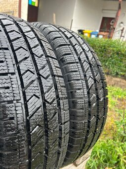 195/70 R15C - 4