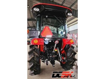 Traktor TYM 5025C s čelným nakladačom - 4