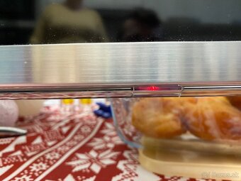 Samsung UE40F6200AW na opravu - 4