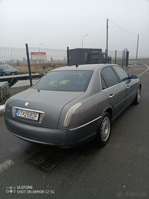 Lancia Thesis - 4