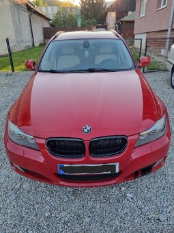 BMW e91 318d 2011 - 4
