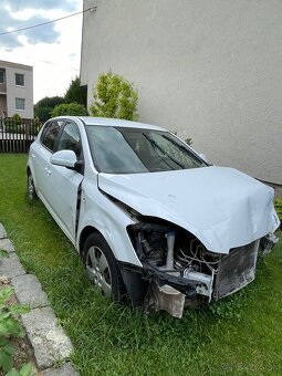 Kia ceed - 4