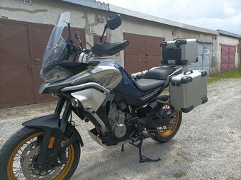 CF MOTO 800 MT - 4