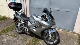 Honda VFR800 V-tec - 4