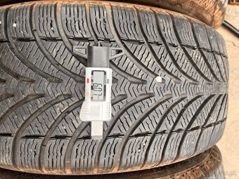 235/45R18 BF Goodrich zimne - 4