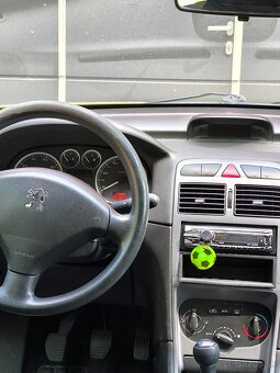 Peugeot 307 - 4
