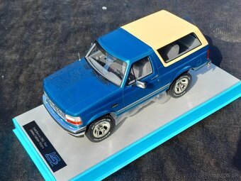 FORD BRONCO 4X4 HARD-TOP CLOSED 1992 – 1:18 LS-COLLECTIBLES - 4