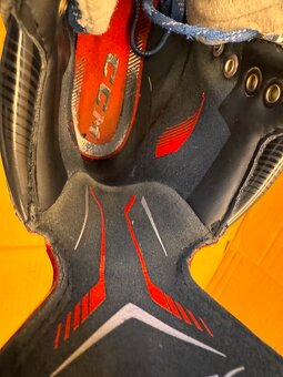 BRUSLE CCM JETSPEED FT1  vel. 37,5/4 D - 4