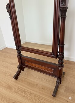 Predám krásne starožitné stojanové zrkadlo – masívne drevo - 4