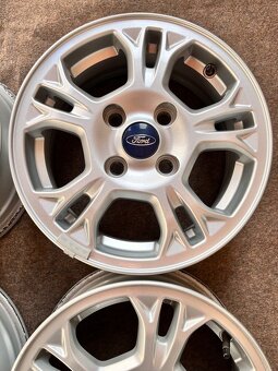 4x108 R14 Ford Fiesta 2016 Originál Alu disky + matice - 4