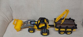 Detsky traktor s prívesom a drevom - 4