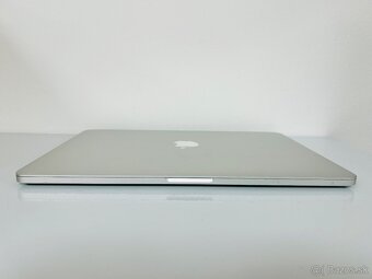 Apple MacBook Pro - 4