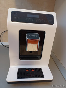 Kávovar automatický_Espresso Krups - 4