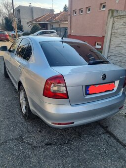 Predam skoda octavia 2 - 4