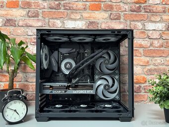 Ryzen 7 5800X3D\32GB\RTX 4070\SSD\850W Zdroj - 4