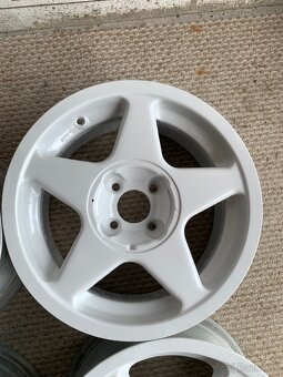 Elektrony 4x100 R15 - 4