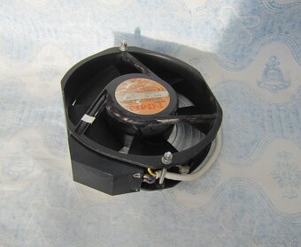 Predám hliníkový ventilátor na 220V - 4