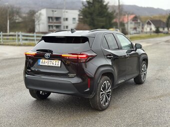 Toyota Yaris Cross 1.5 Hybrid Executive AWD-i e-CVT - 4