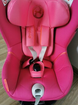 Autosedačka Cybex sirona M2 i-size
- 4
