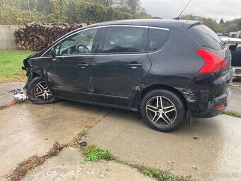 Peugeot 3008 1,6 hdi - 4
