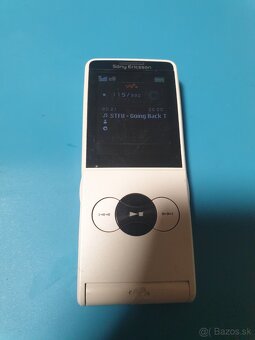 Sony Ericsson w350i - 4