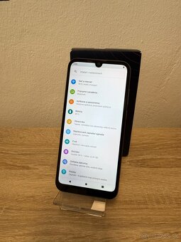 Motorola Moto e6i - 4