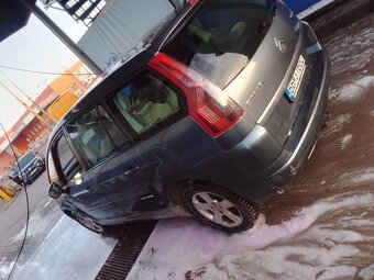 Dobrý deň predávam auto Citroen C4 Picasso 1.6HDI - 4