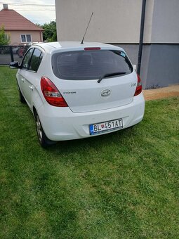 Hyundai i20 1.2 benzín LPG - prvý majiteľ - 4