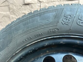 Predám 4 disky so zimnými gumami 195/65 R15 - 4
