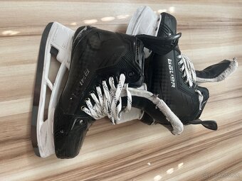 BAUER SUPREME SHADOW korčule - 4