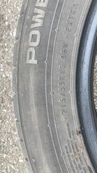 Nokian 215/55 R17 - 4