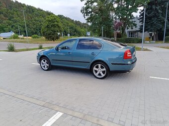 Škoda Octavia 2 1,6 BENZÍN, 75 kw, 2007, 214.000 km Originál - 4