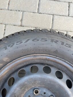 PIRELLI POWERGY WINTER 195/65/15 - 4