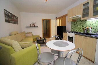 PRENÁJOM 3 izb BYT 68m² Mateja Bela Trenčín - 4