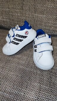 Adidas č.26 - 4