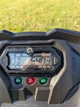 Can Am Outlander 570 DPS Max - 4