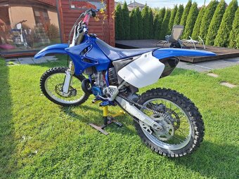 Yamaha YZ250 - 4