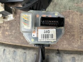 Hyundai i30 07 - 12 packa vypinac svetiel stieračov opierka - 4