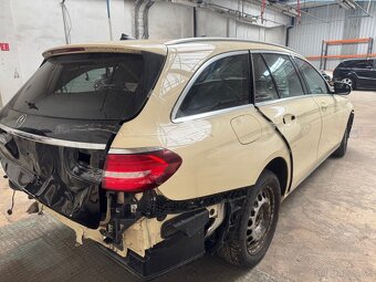 Rozpredám Mercedes E 250 w213 - 4