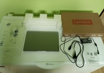 Lenovo notebook - 4