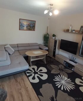 Ponúkam na predaj 3-izbový byt v centre mesta Krompachy - 4